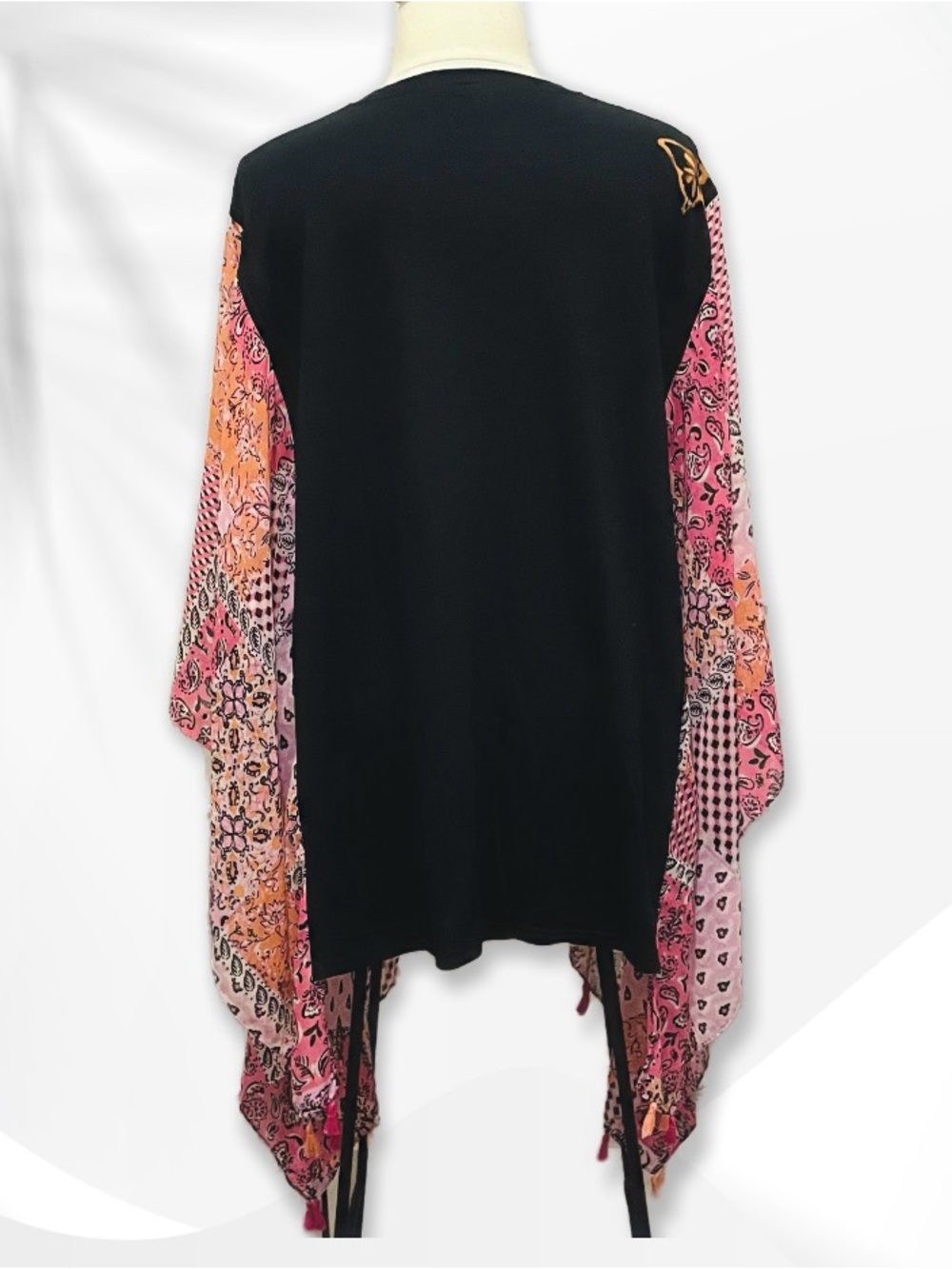 Custom Upcycled Dolly Graphic Tee with Pink & Orange Patchwork Sleeves XL-2XL - Picture 8 of 16
